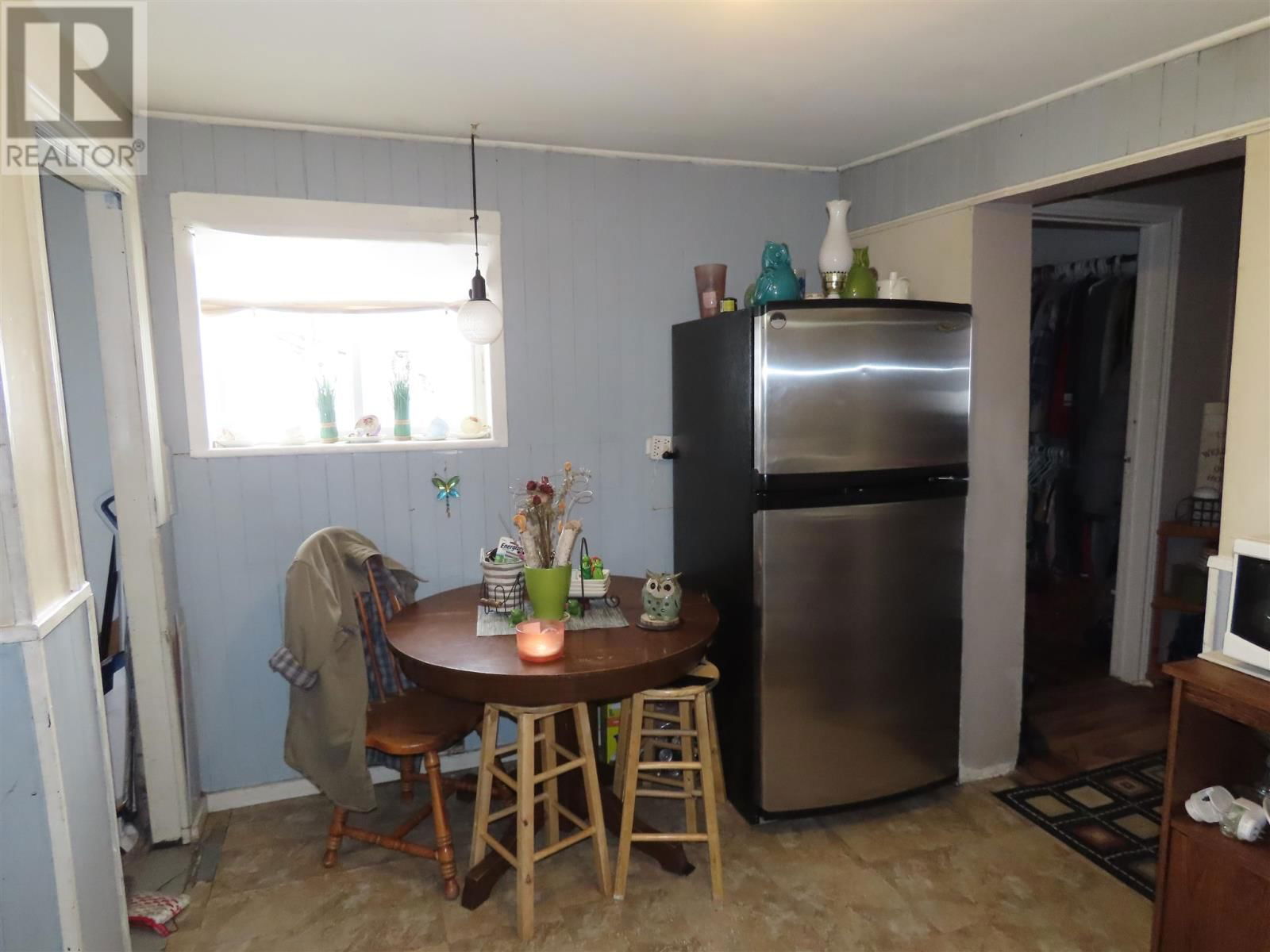 282-284 WELLINGTON ST Image 6