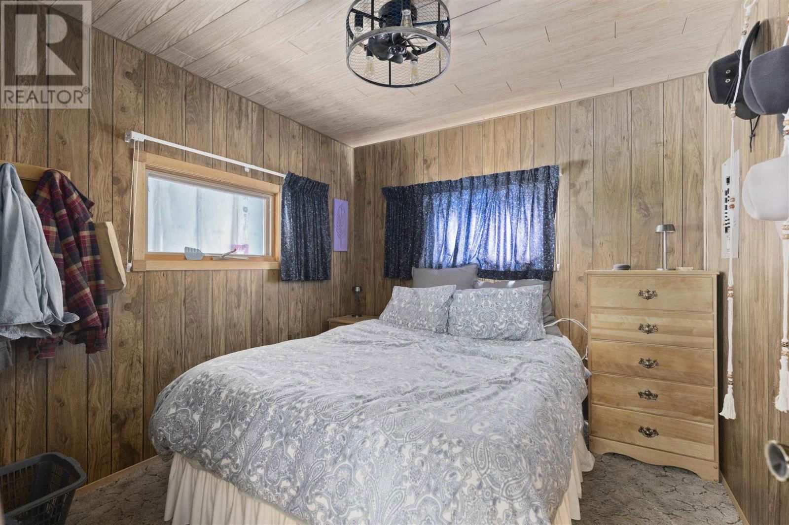 542 LAKEVIEW RD Image 22