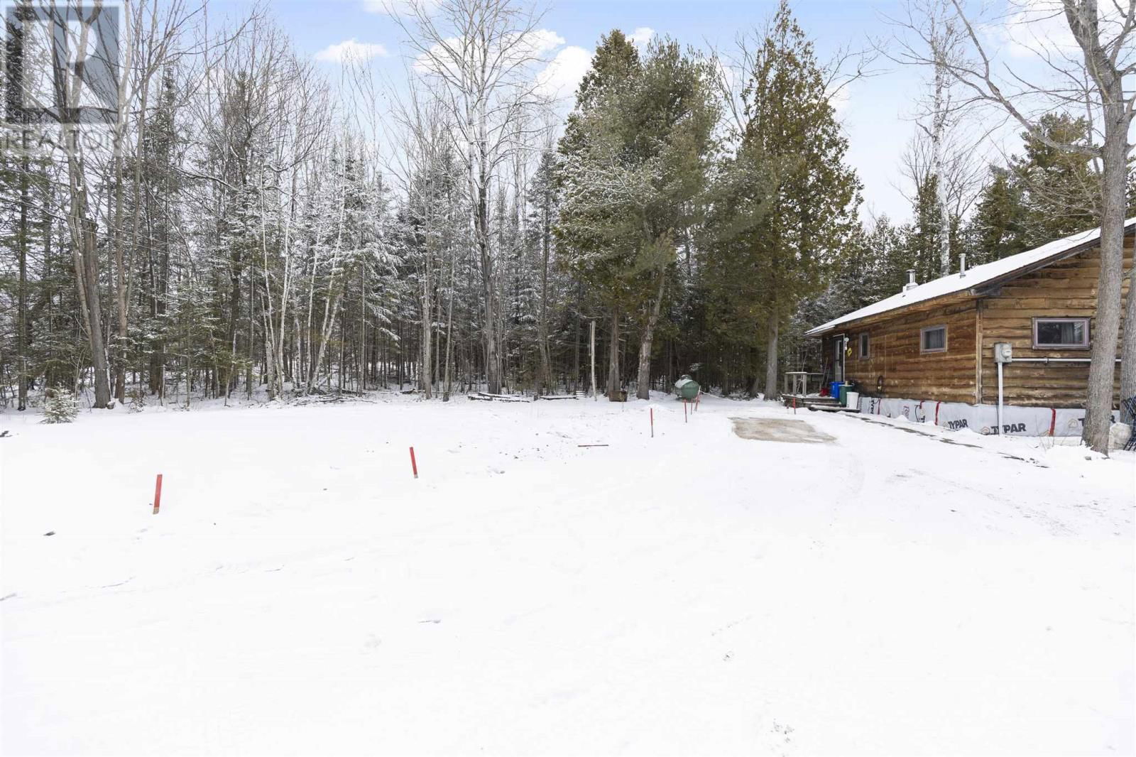 542 LAKEVIEW RD Image 28