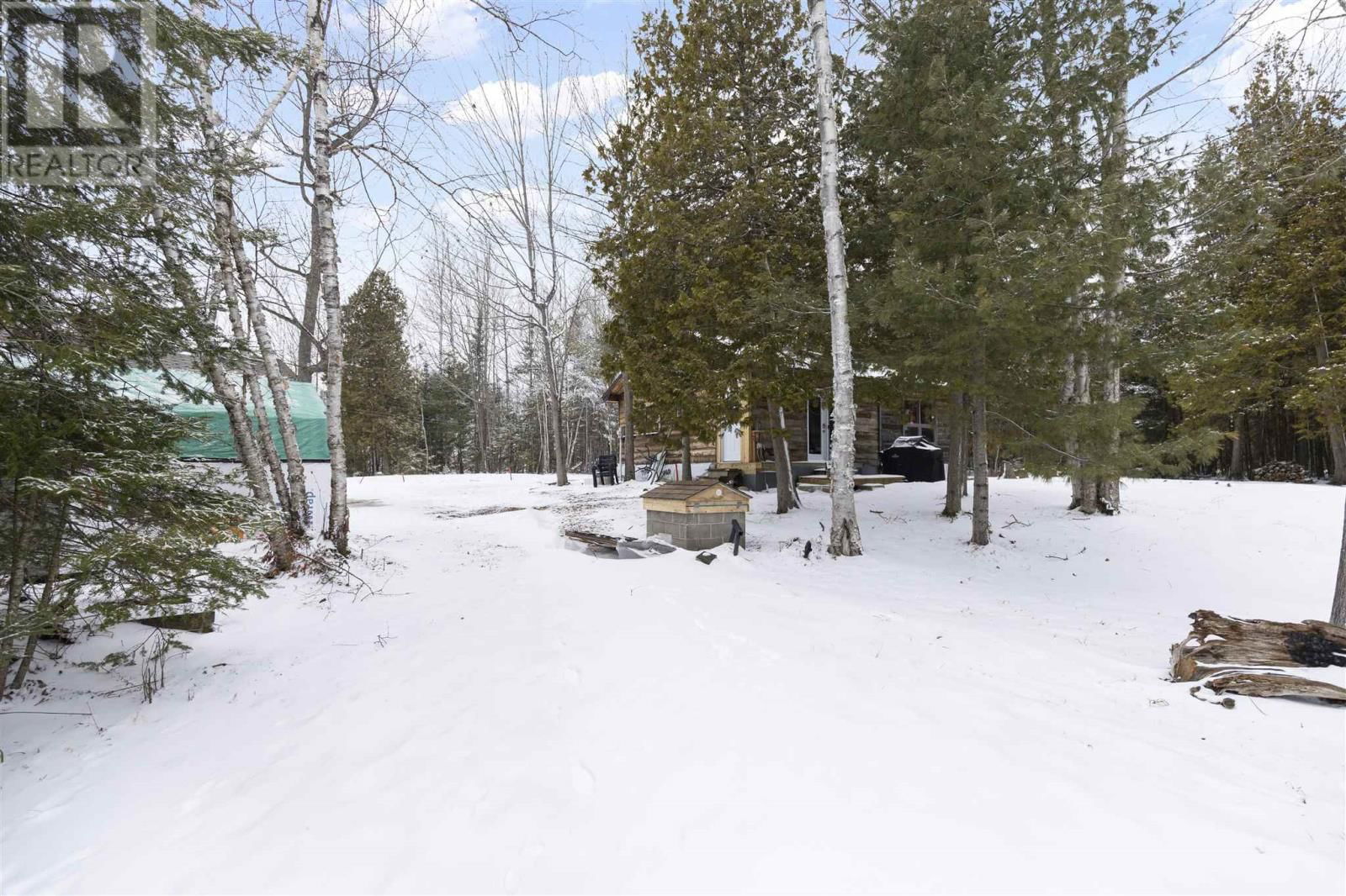 542 LAKEVIEW RD Image 36