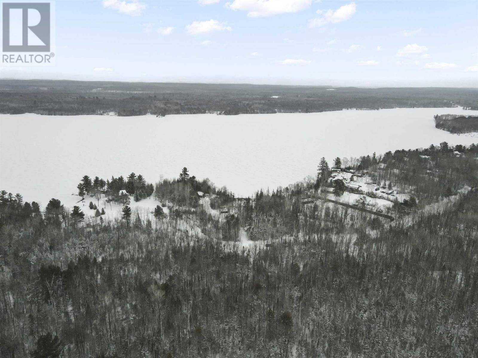 542 LAKEVIEW RD Image 48