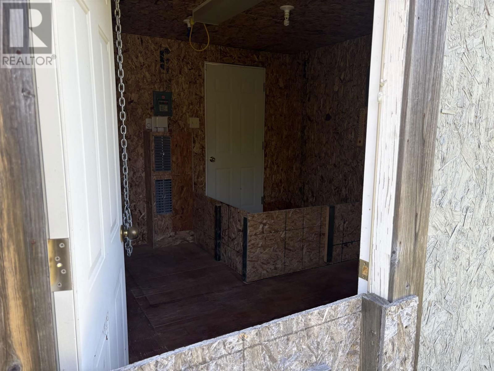 57 FORESTRY RD Image 38