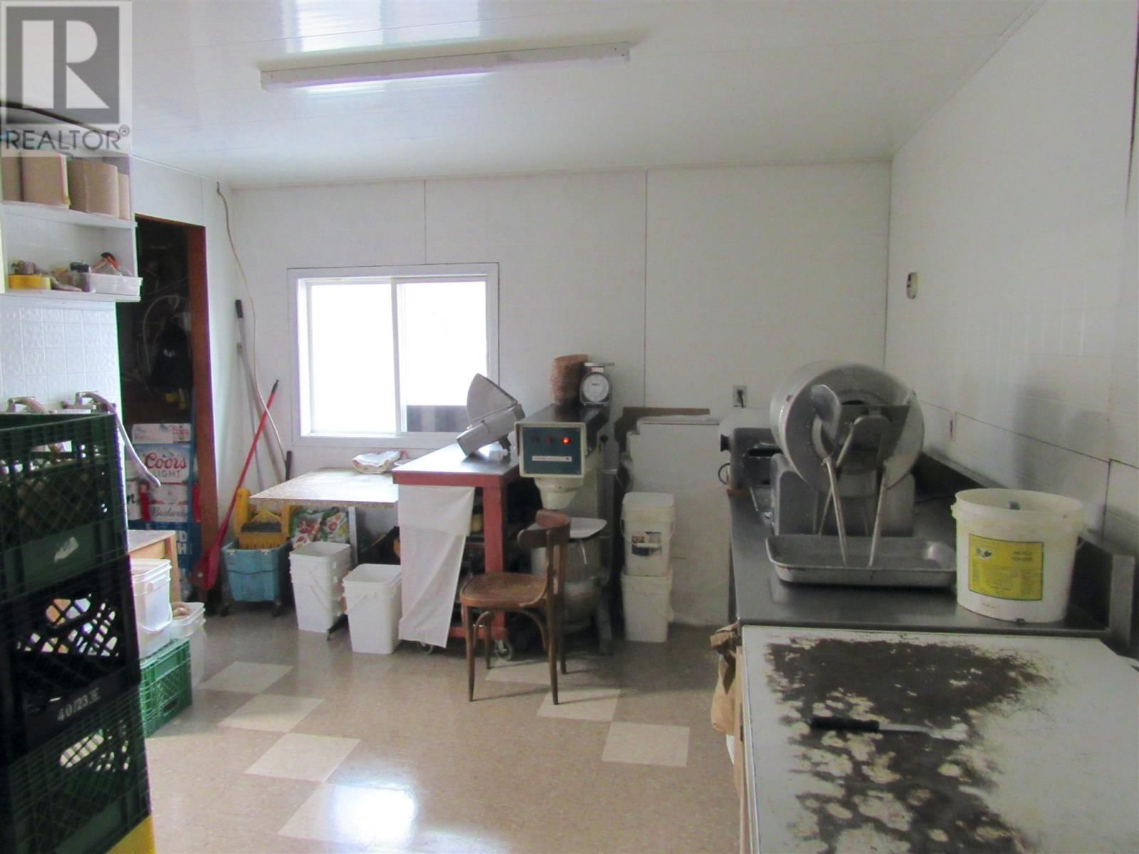 47 FRANCES ST Image 21