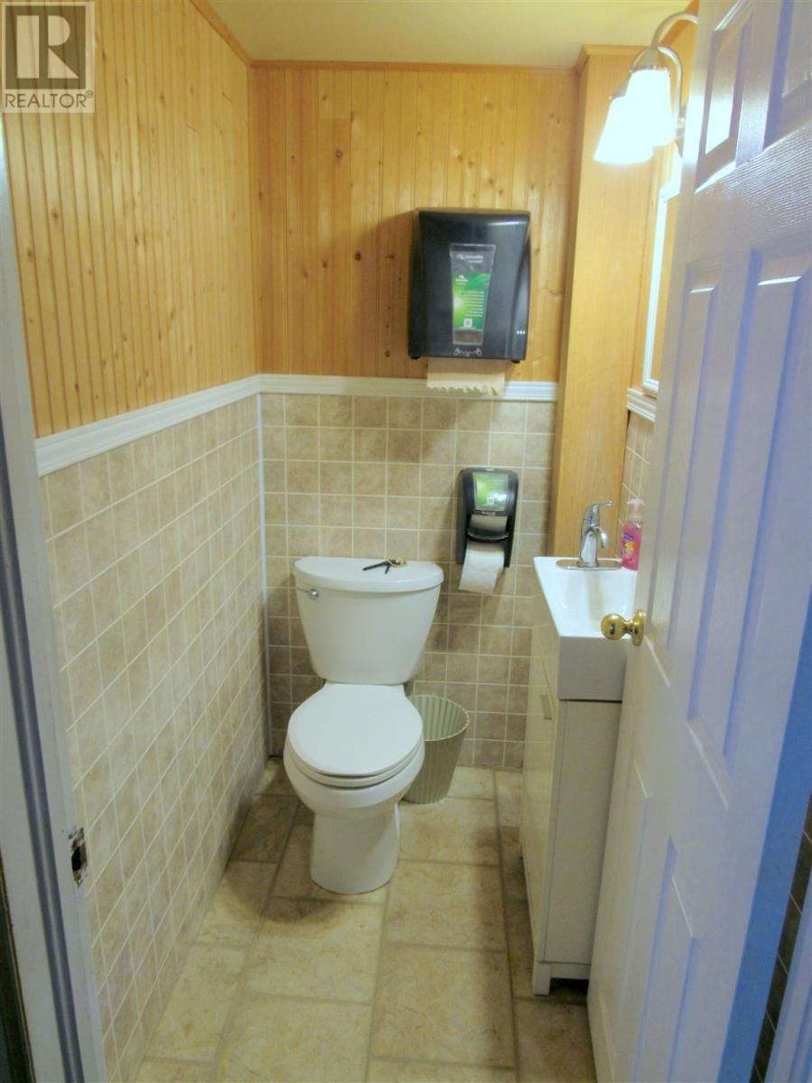 47 FRANCES ST Image 22
