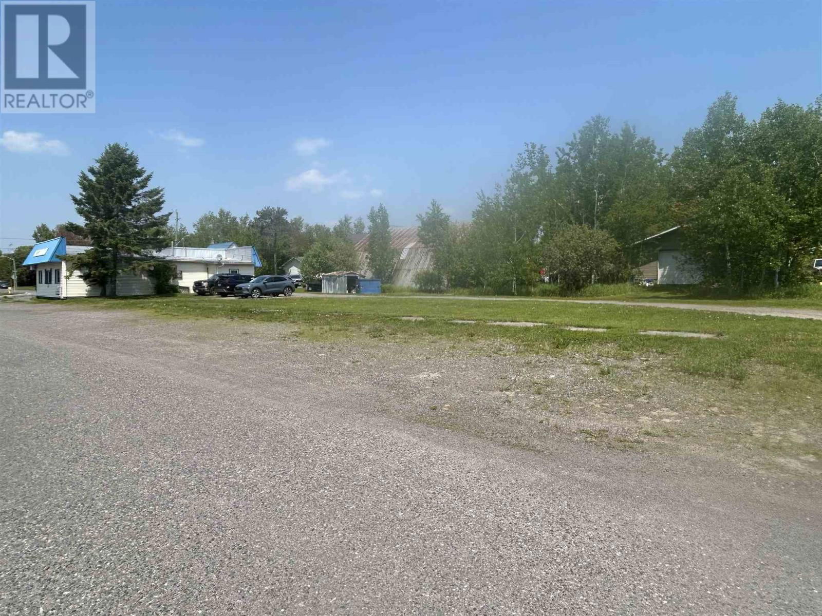 47 FRANCES ST Image 30