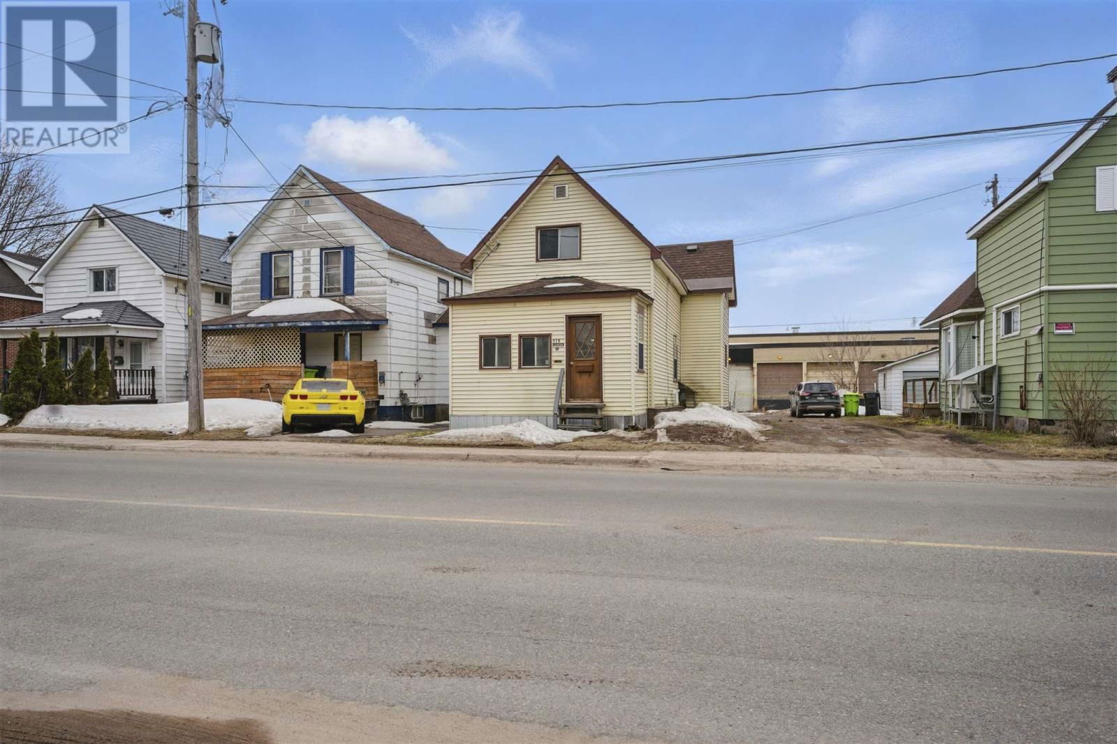 119 GROSVENOR AVE Image 1