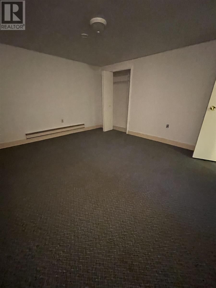 117 GLEN AVE Image 18