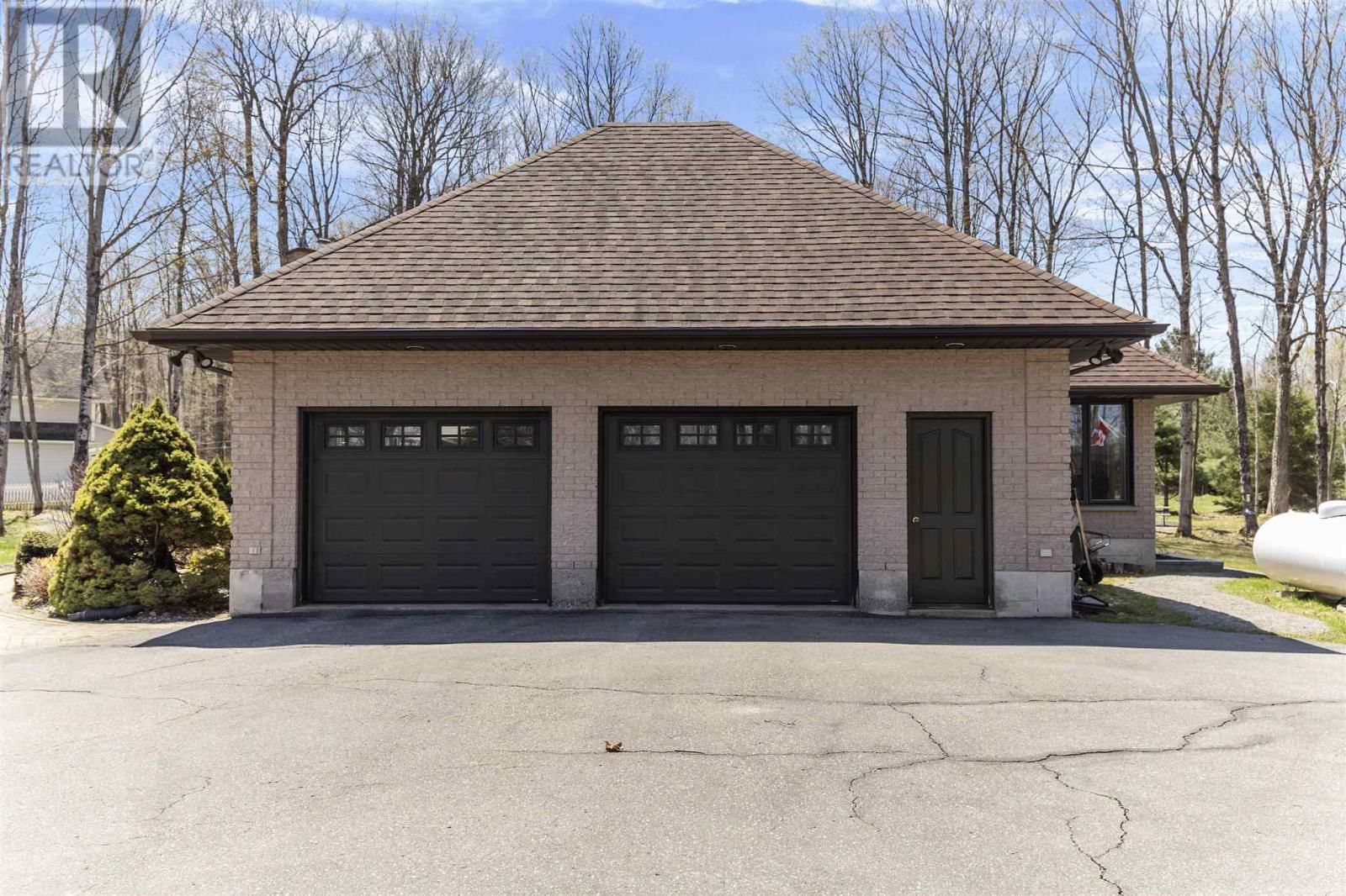 1409 LITTLETON ST Image 3