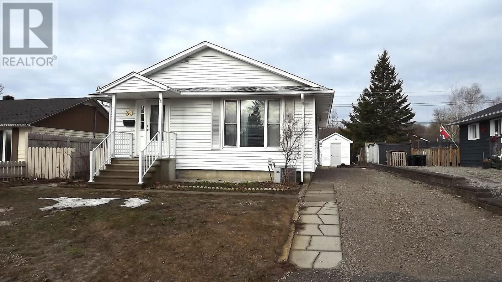 38 BLACKWELL RD Image 1