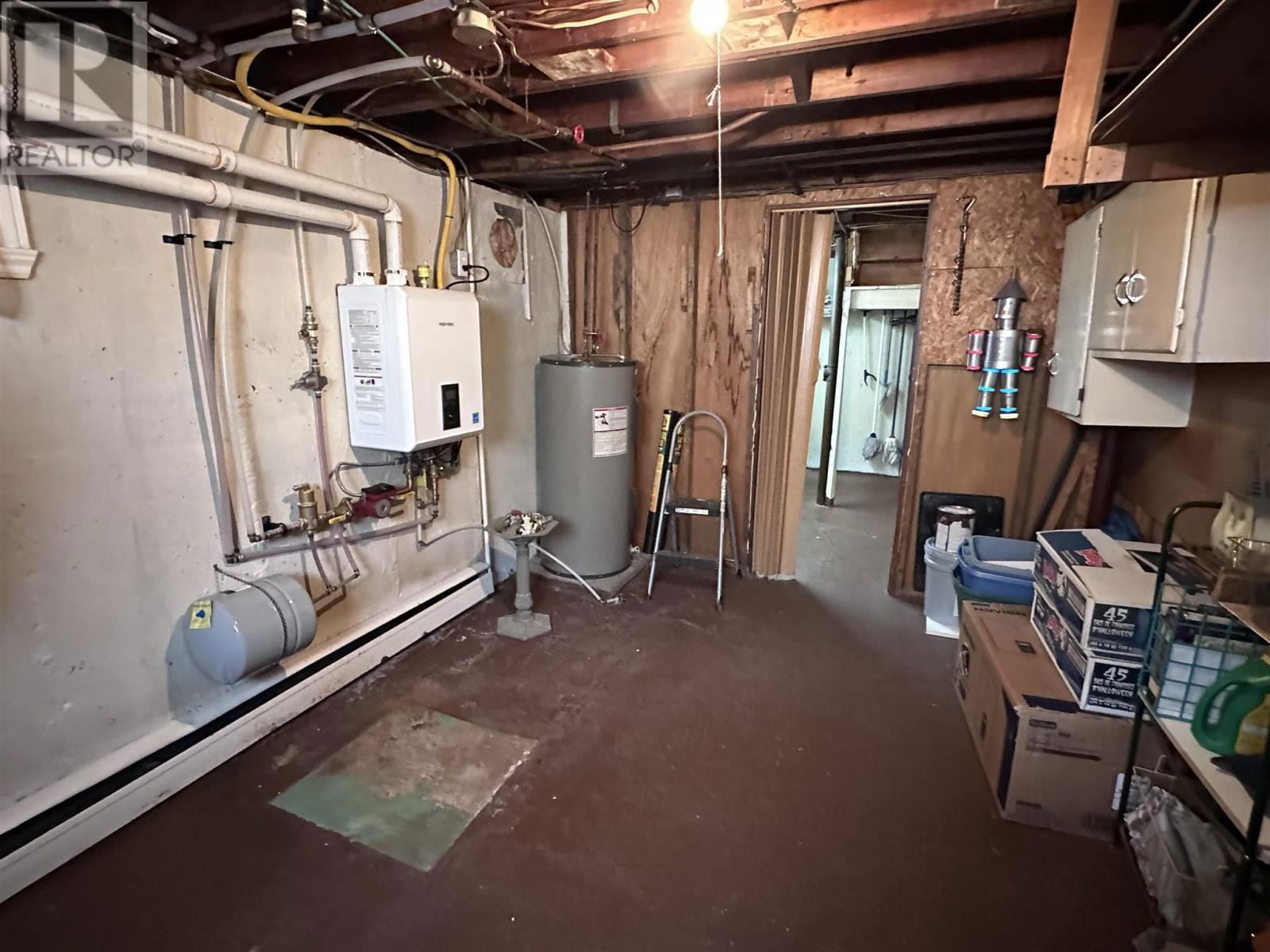 70 ROMAN AVE Image 35
