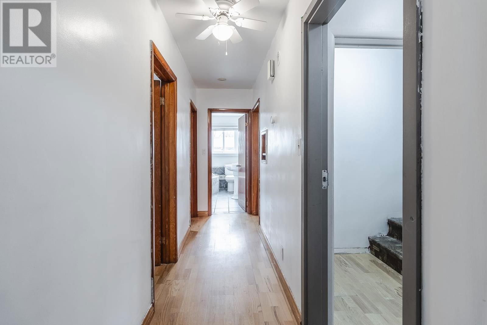 168 PRENTICE AVE Image 19