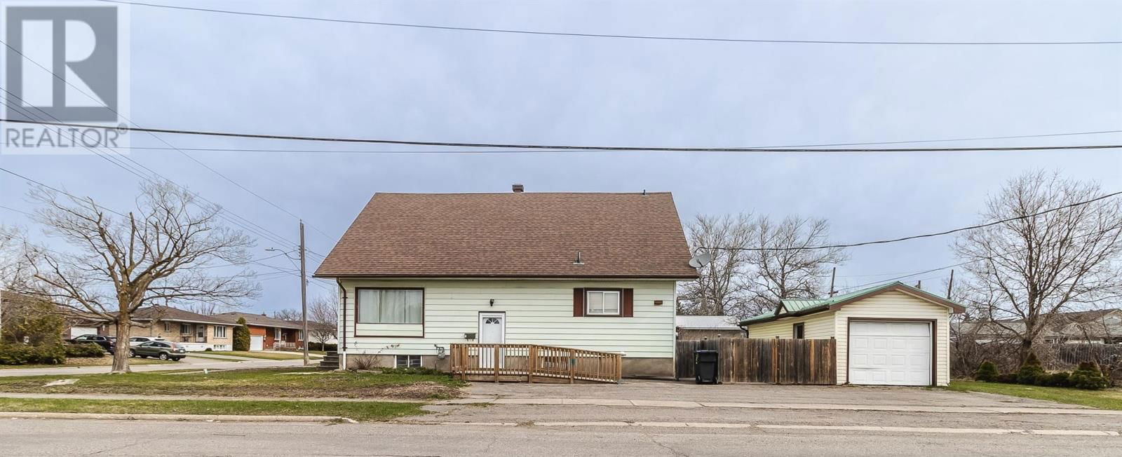 168 PRENTICE AVE Image 3
