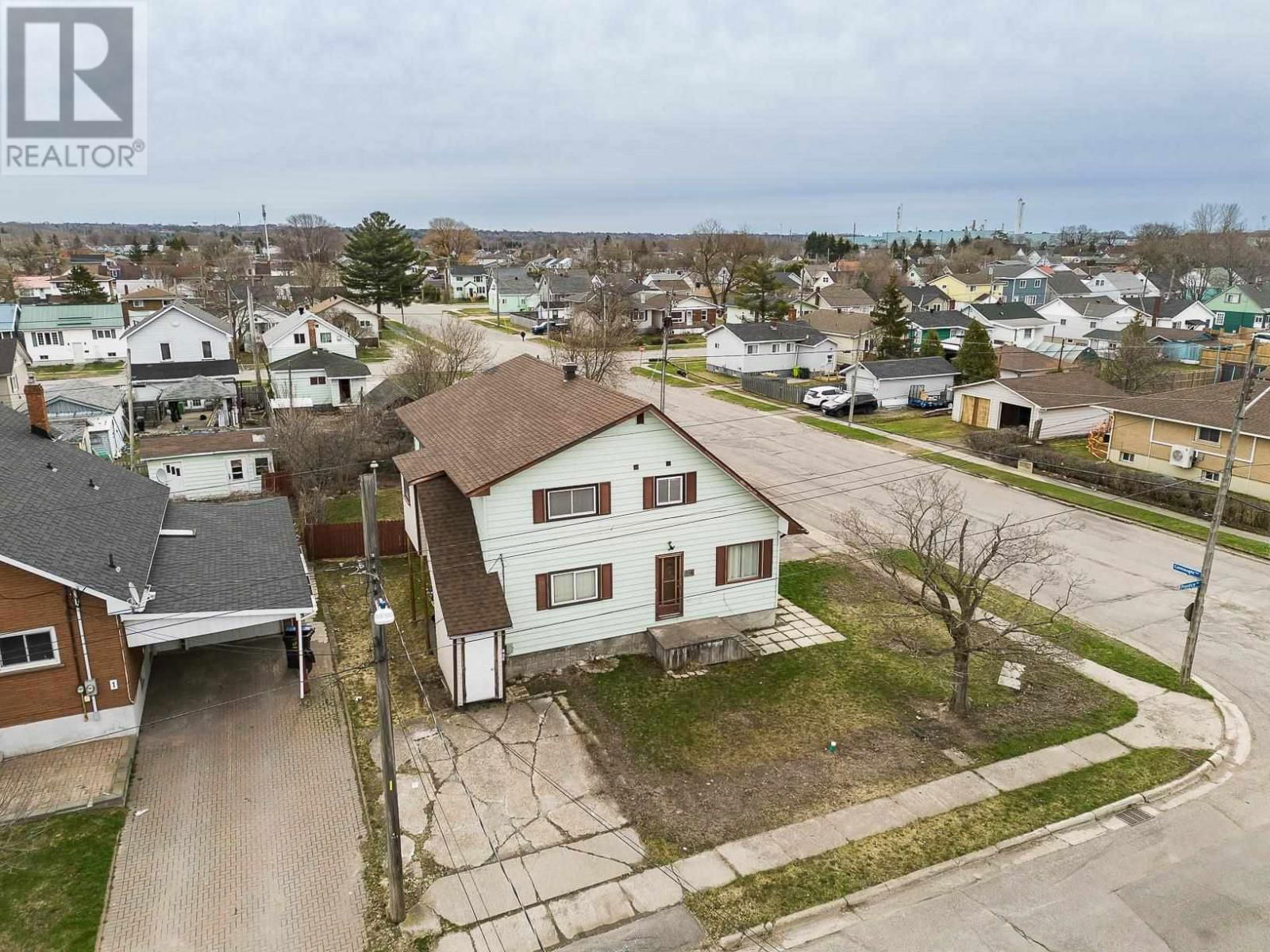 168 PRENTICE AVE Image 7