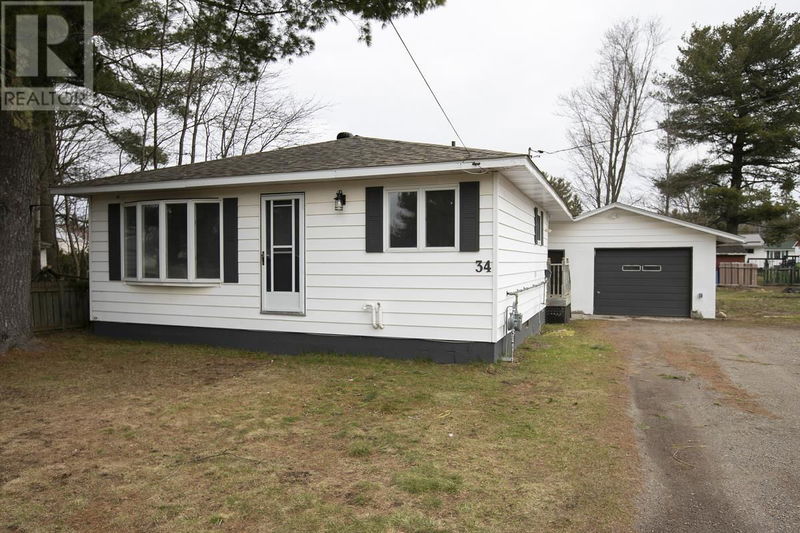 34 Jean St Sault Ste. Marie, Ontario