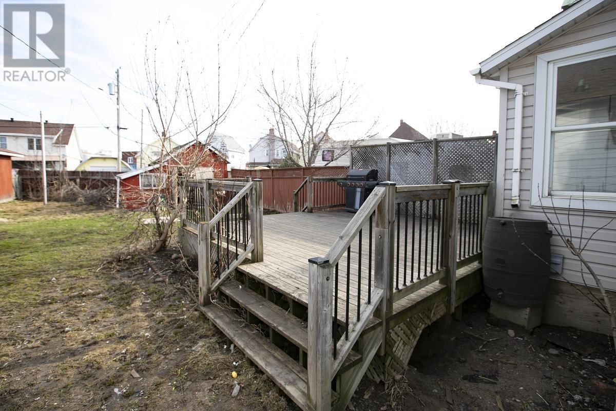 158 ST. ANDREW'S TER Image 4