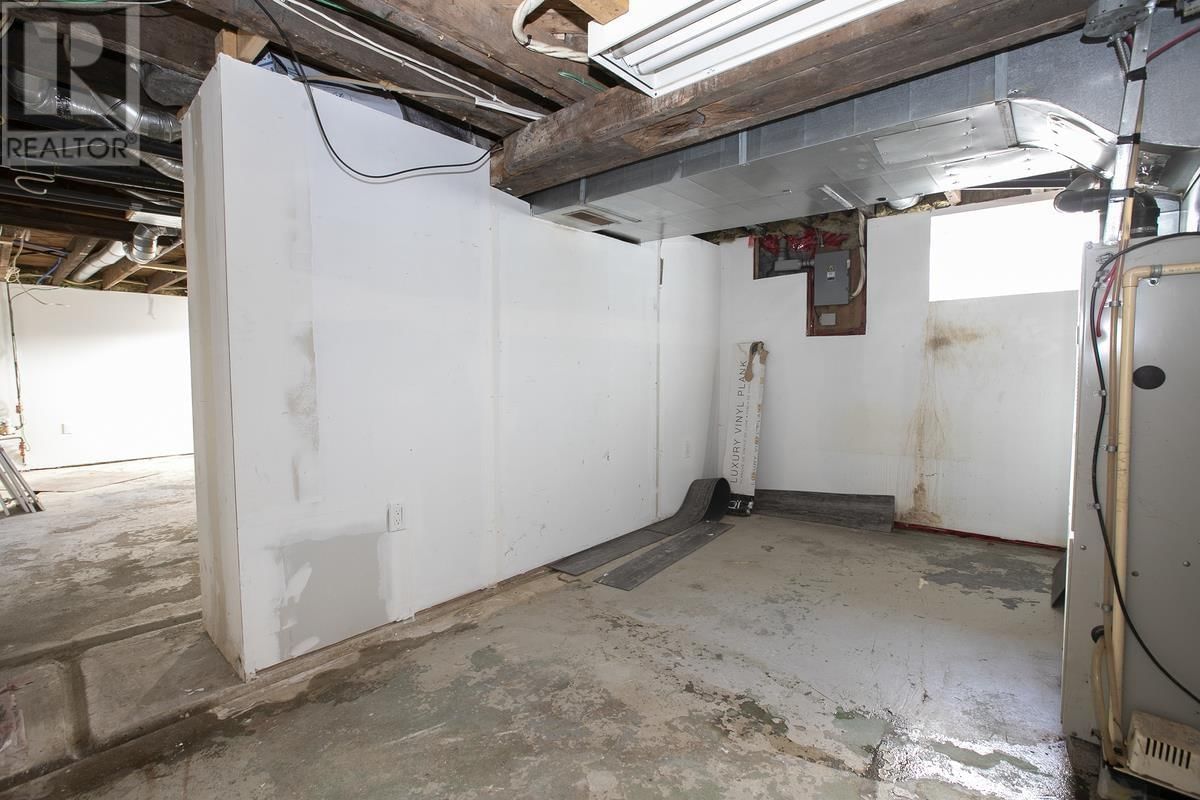 158 ST. ANDREW'S TER Image 44