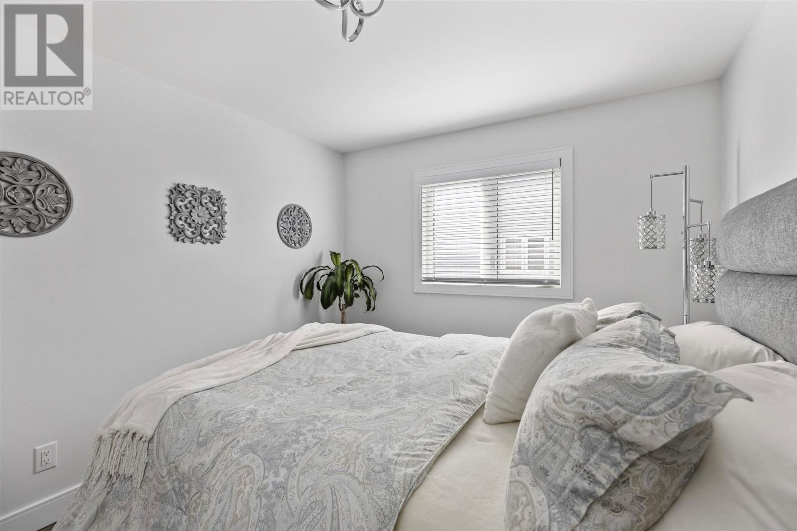 107 CHATFIELD DR Image 18