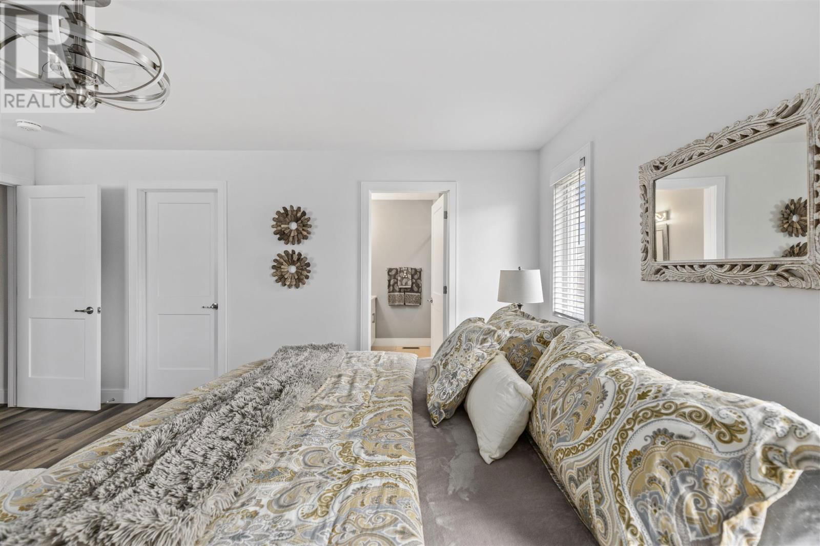 107 CHATFIELD DR Image 23