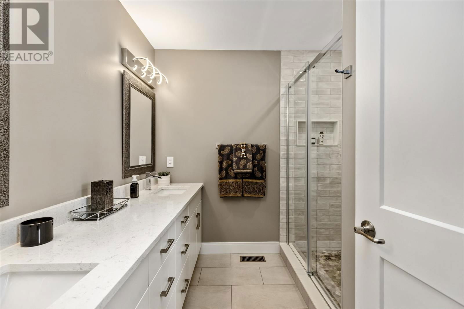 107 CHATFIELD DR Image 26