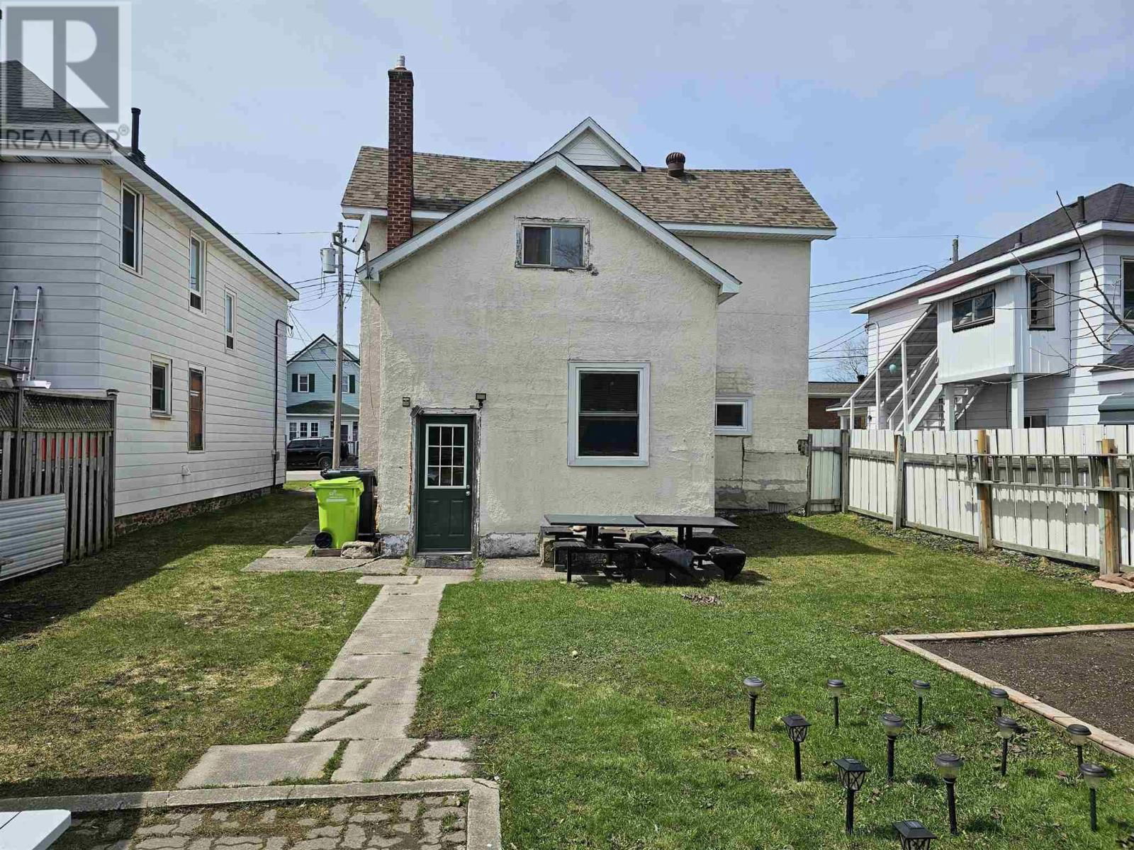 84 PILGRIM ST Image 3