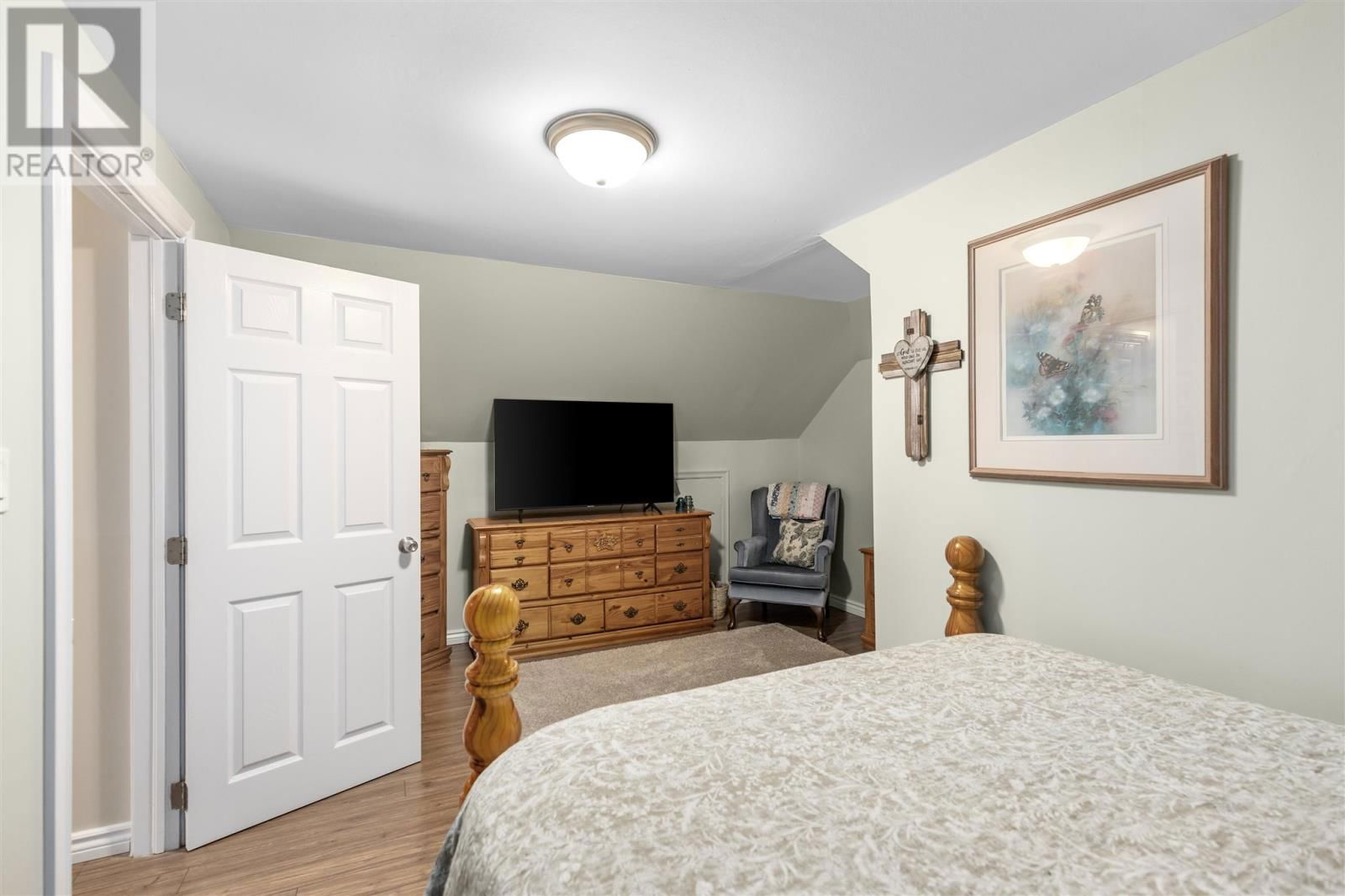 525 NORTH ST Image 22