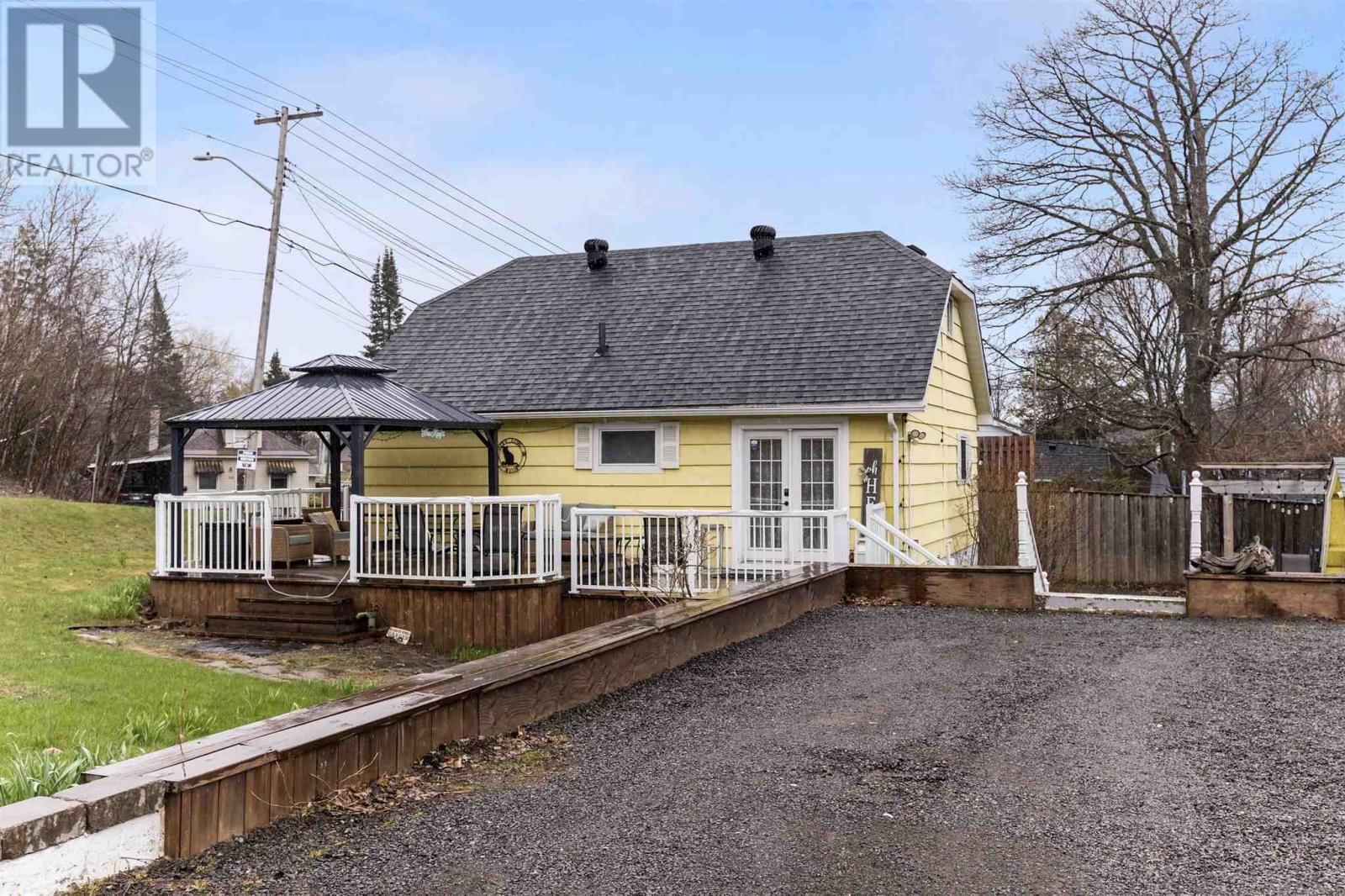 525 NORTH ST Image 3