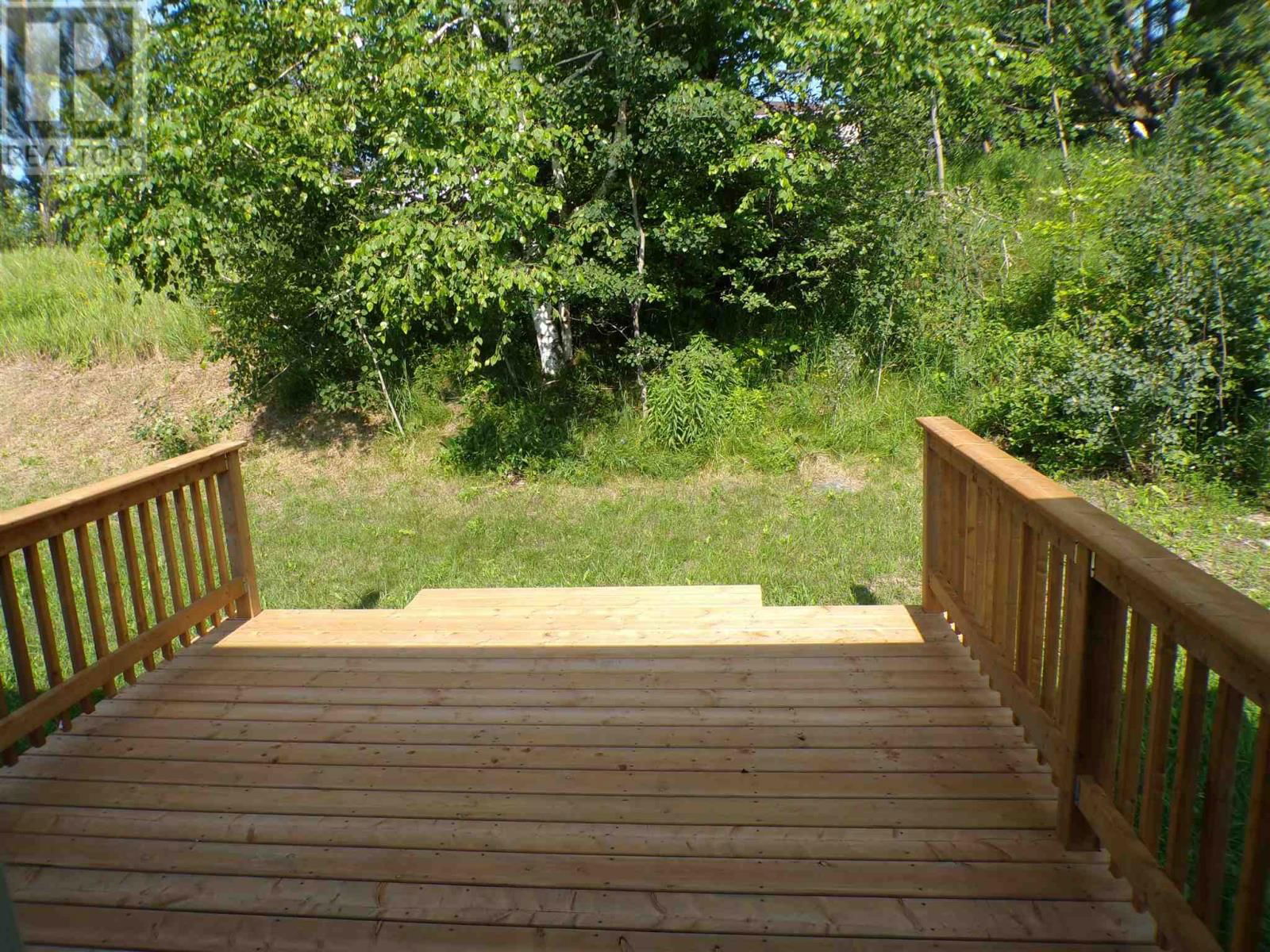 44 FARRELL CRES Image 30