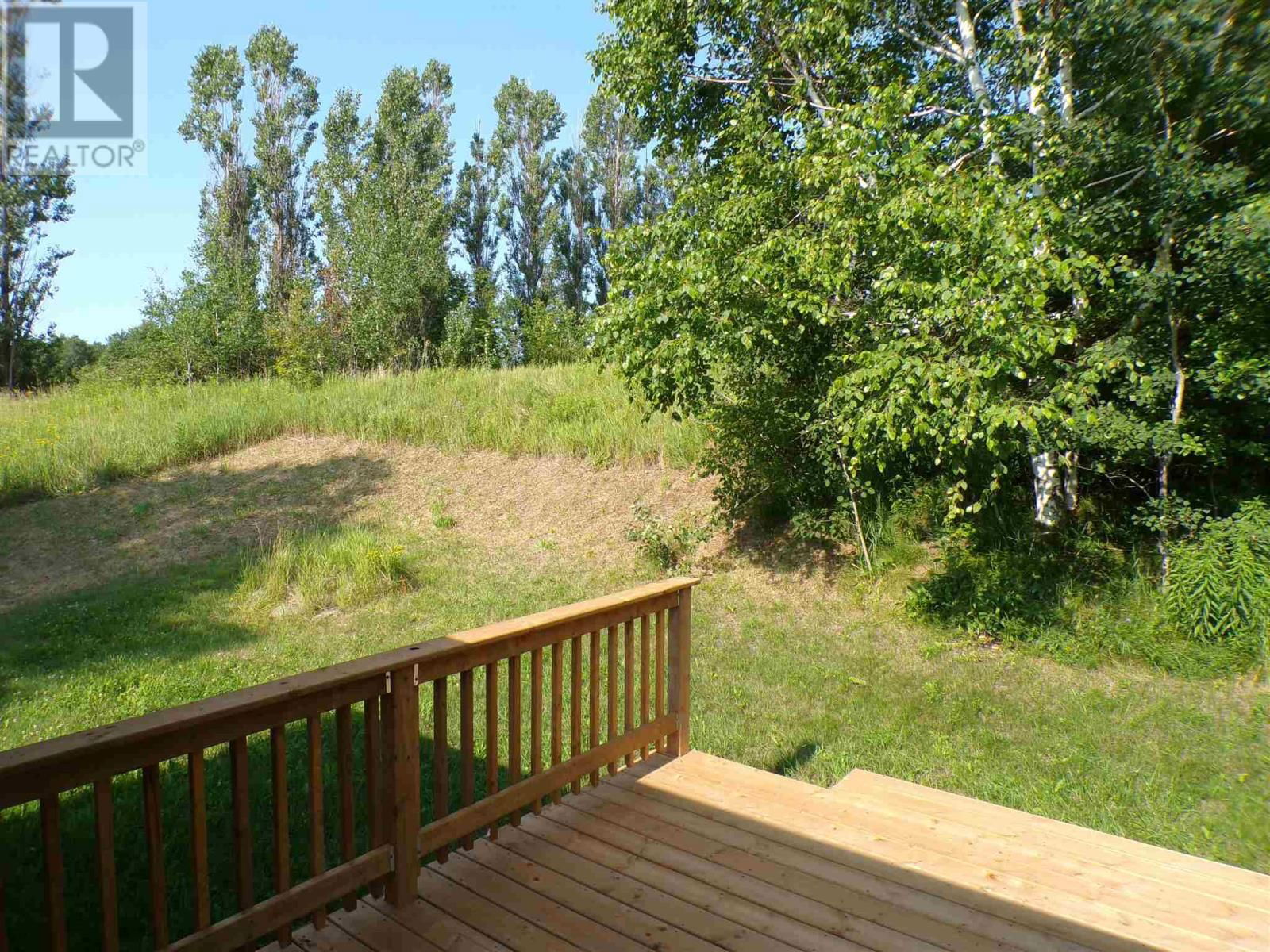 44 FARRELL CRES Image 31