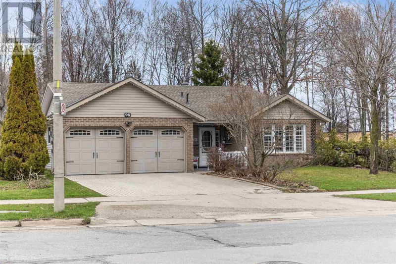 96 Amber St Sault Ste. Marie, Ontario