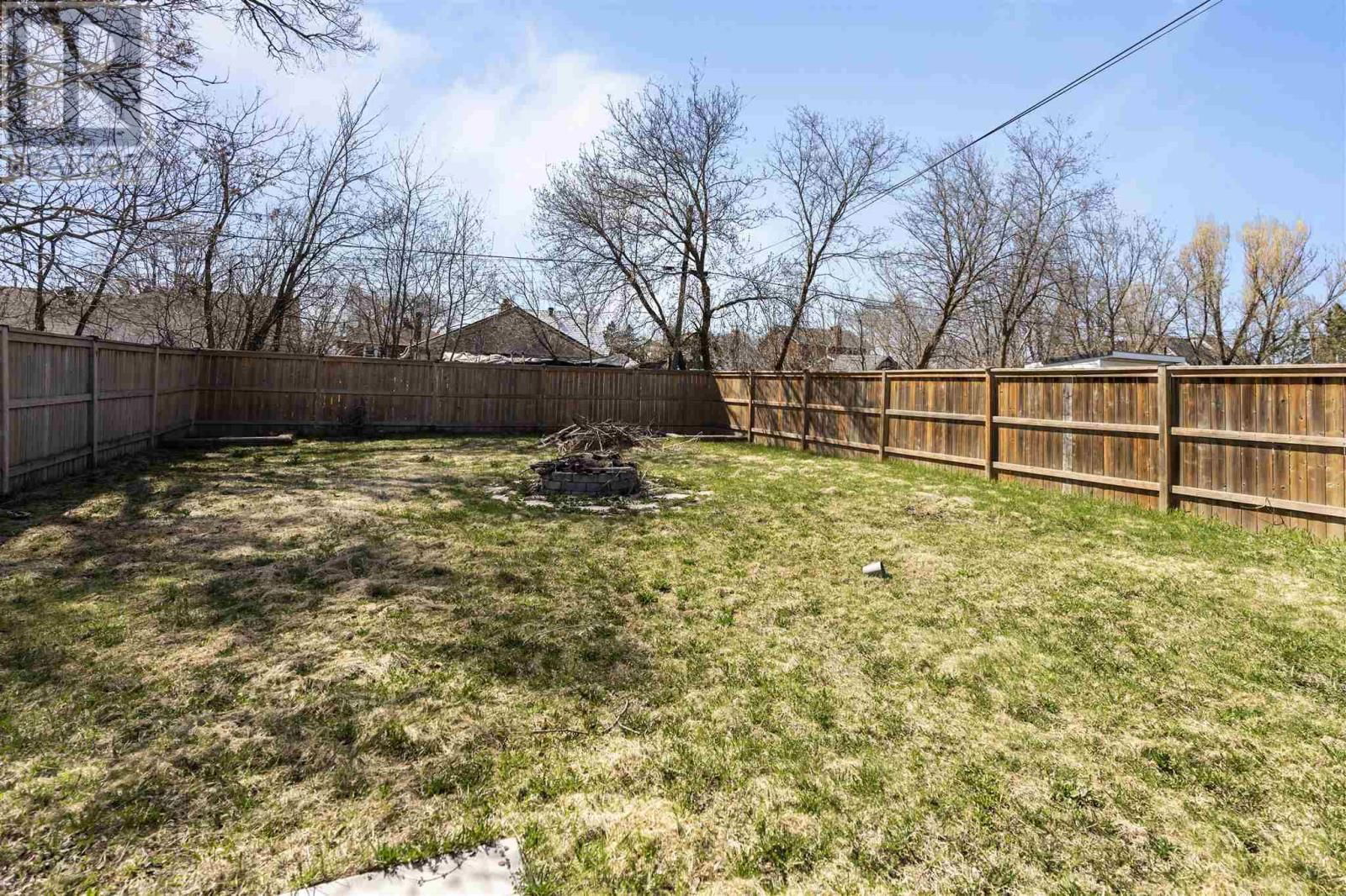 619 WELLINGTON ST Image 7