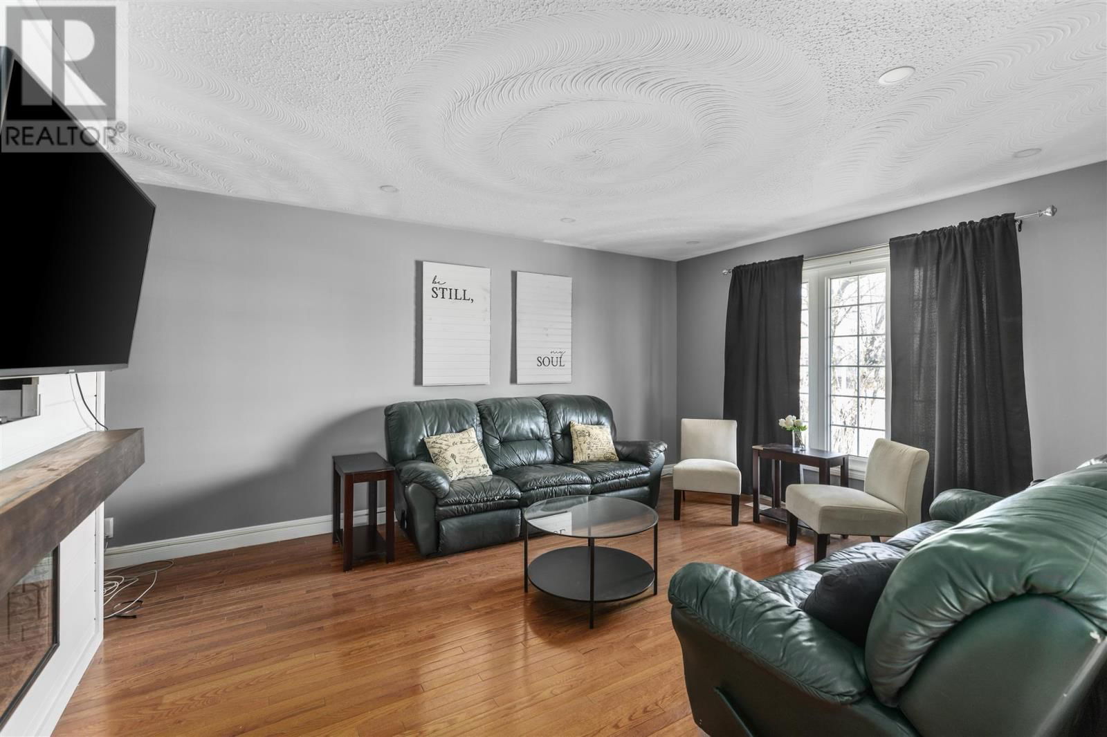 619 WELLINGTON ST Image 9