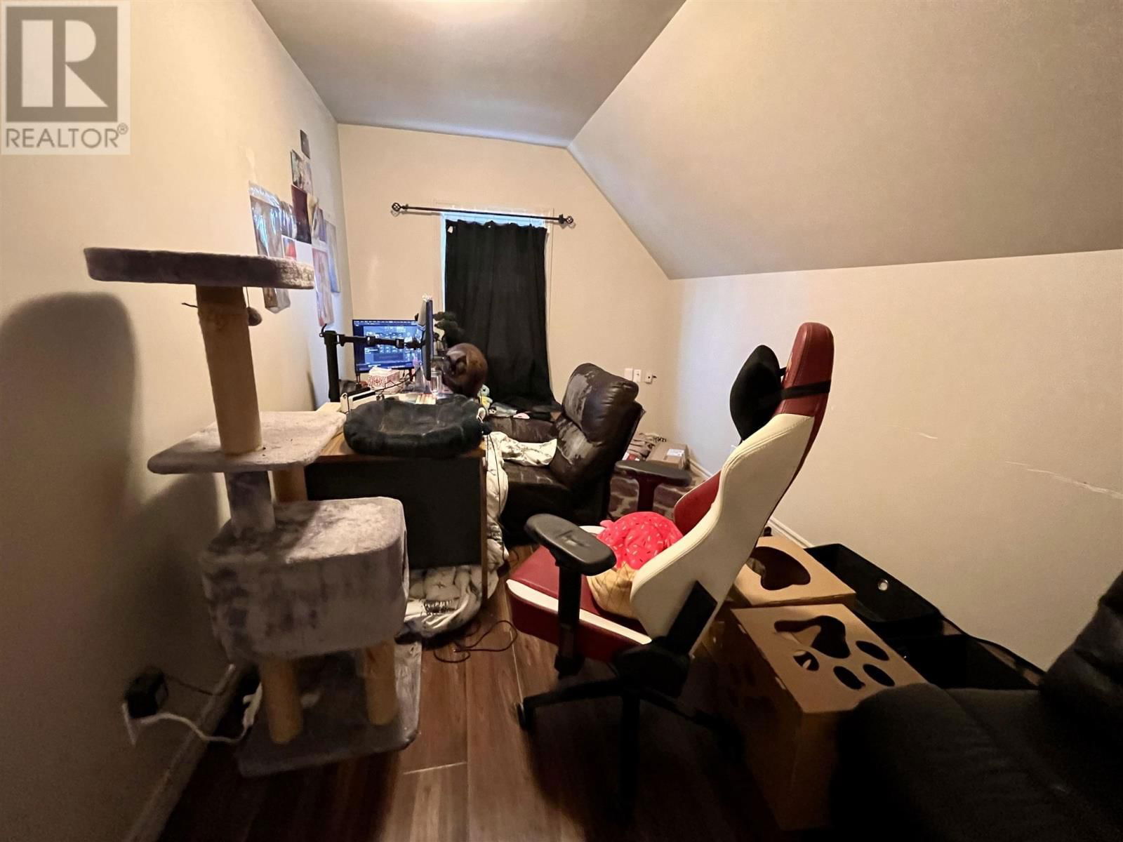 333 NORTHLAND RD Image 19