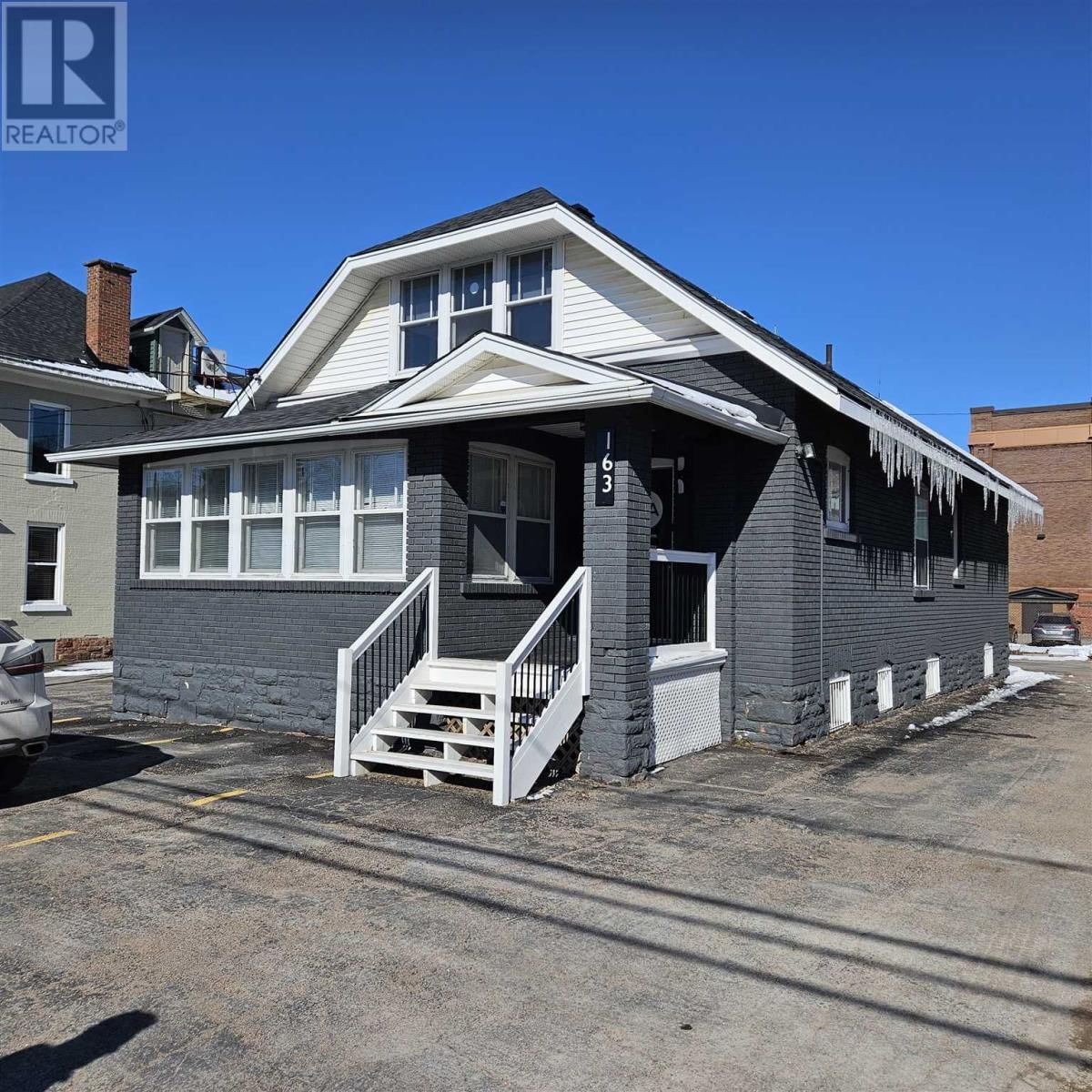 163 EAST ST Image 16