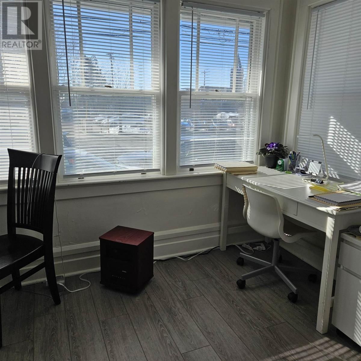 163 EAST ST Image 7