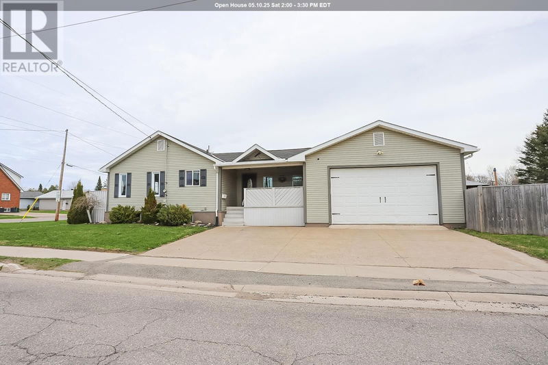 201 Churchill Ave Sault Ste. Marie, Ontario