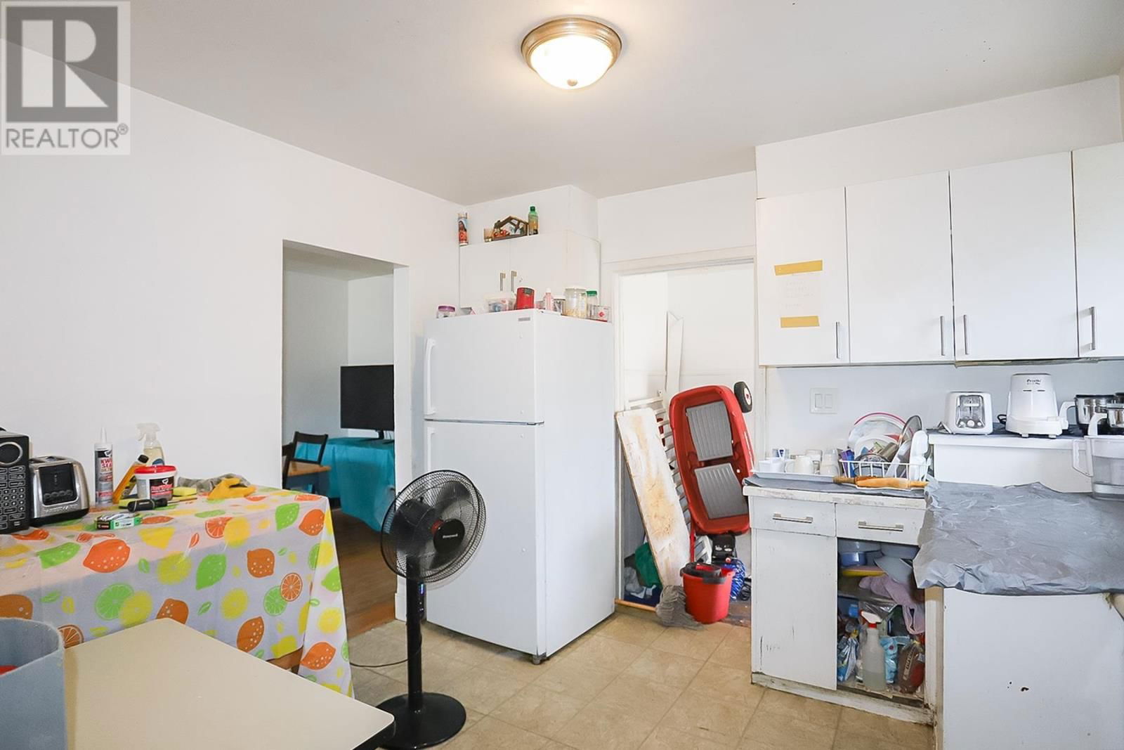 797 PINE ST Image 39