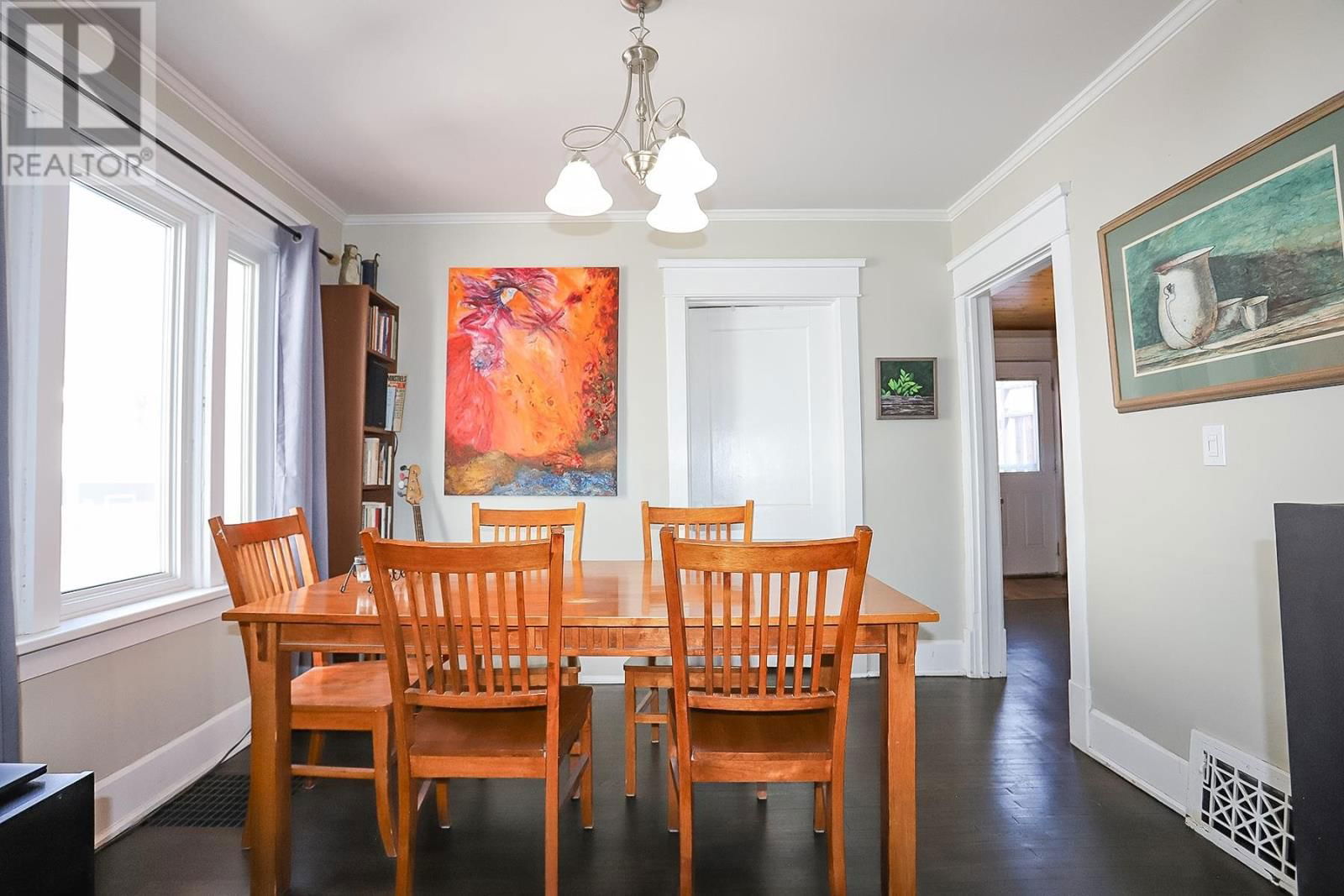 142 WOODWARD AVE Image 41