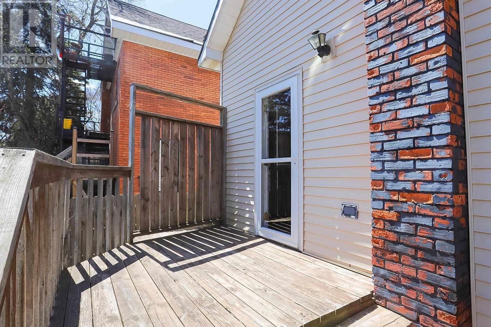142 WOODWARD AVE Image 6