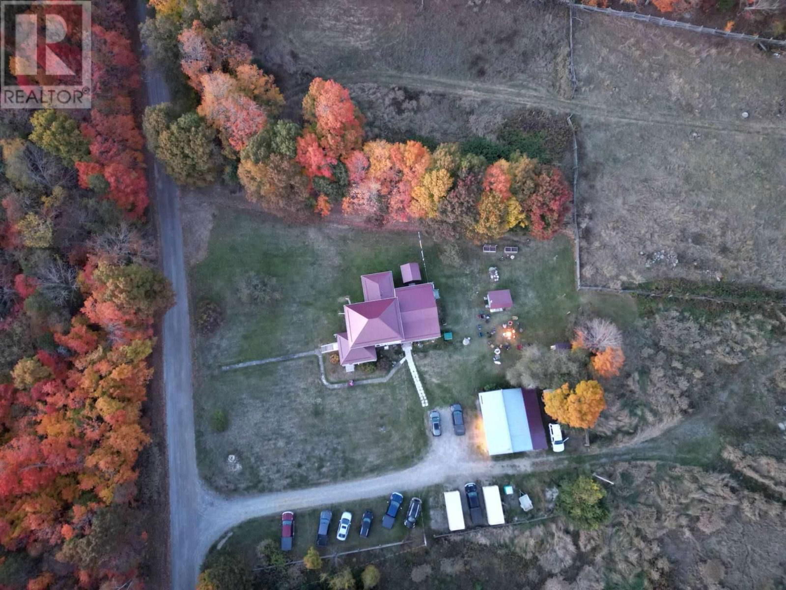 446 CAMERON RD Image 2