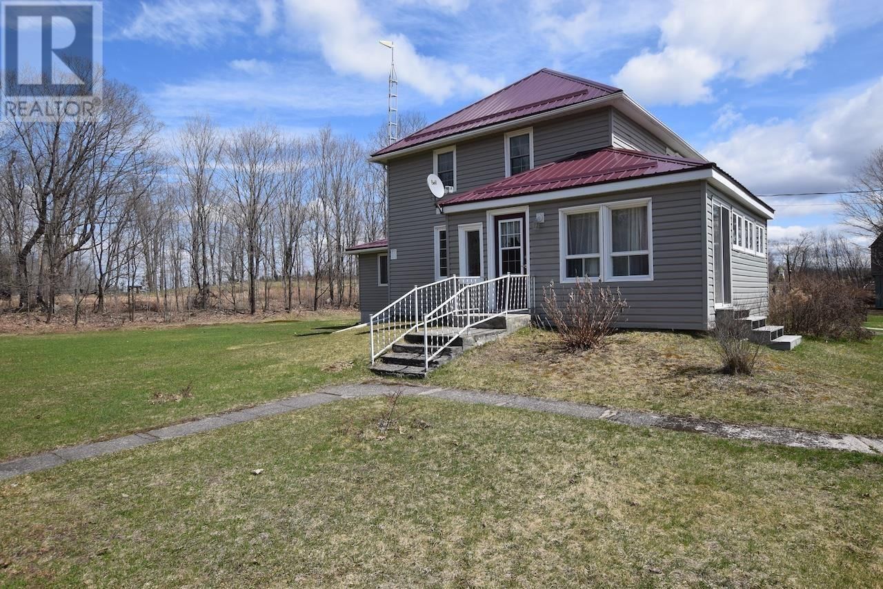 446 CAMERON RD Image 42