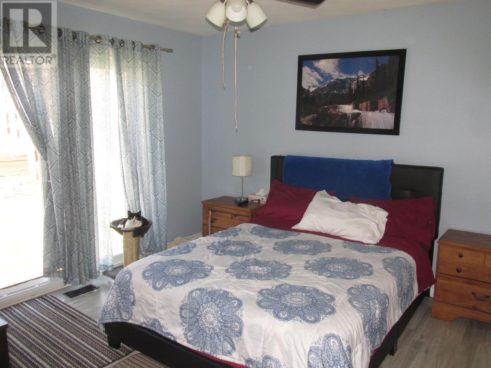 28 DENISON RD Image 13