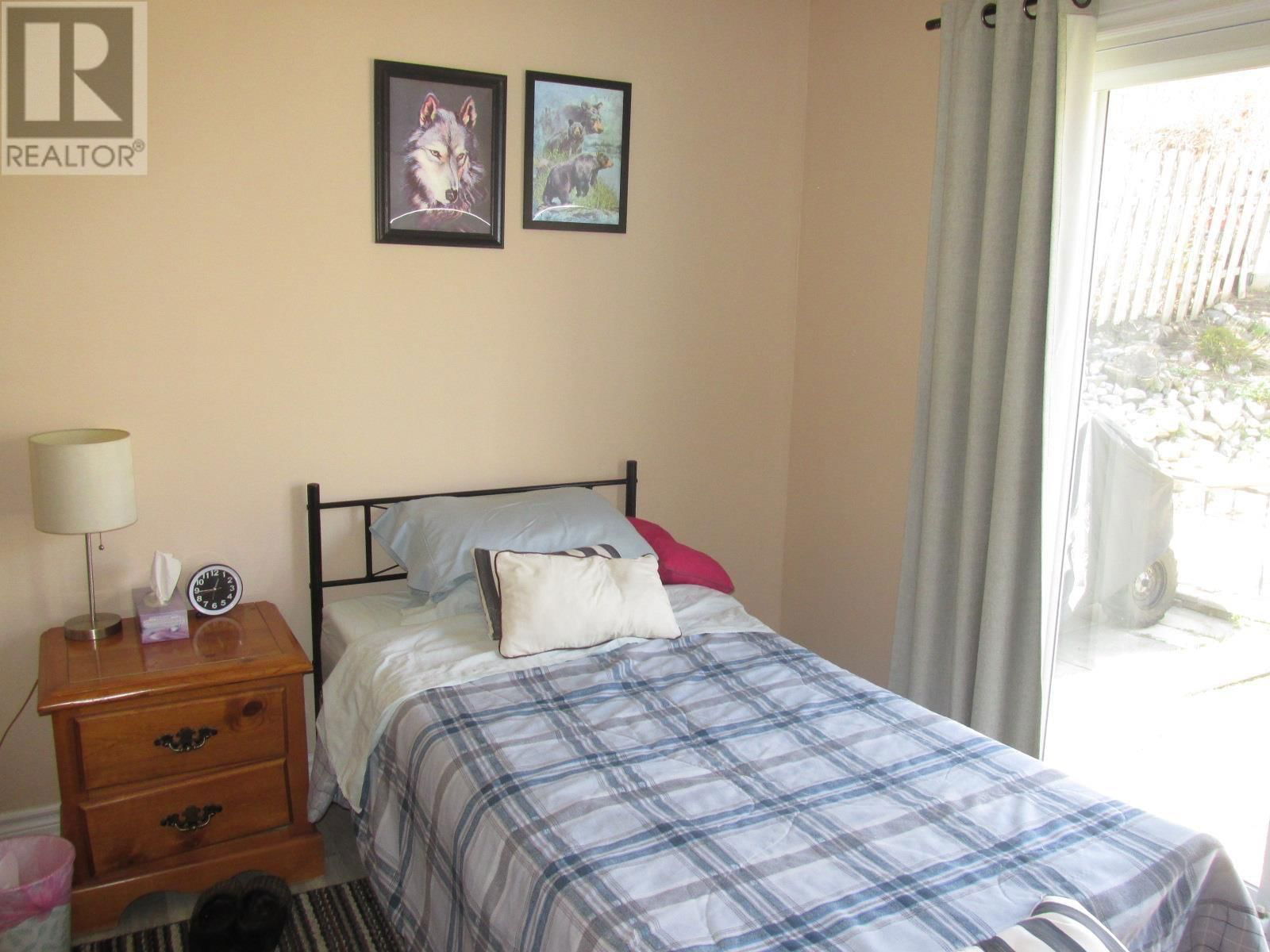 28 DENISON RD Image 16