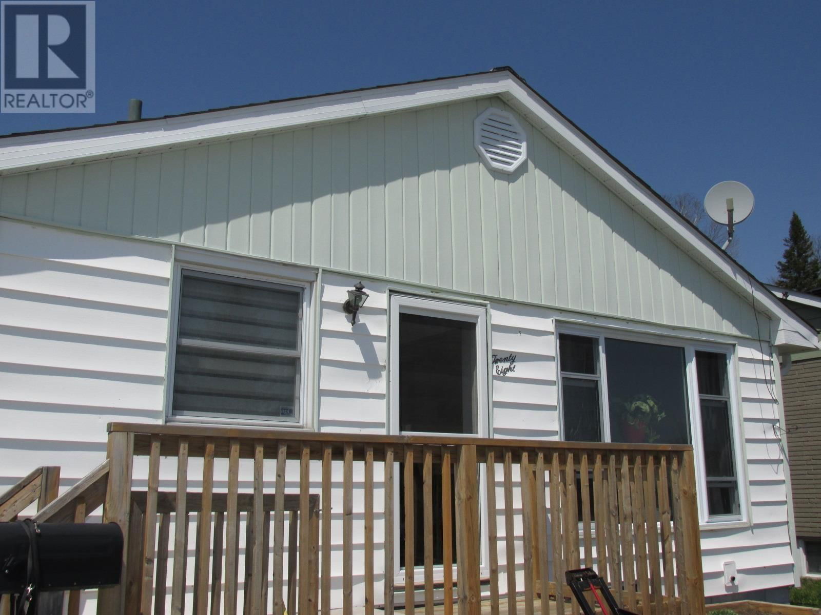 28 DENISON RD Image 24