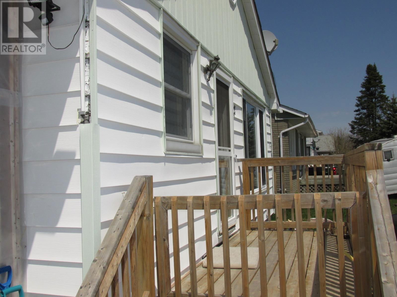 28 DENISON RD Image 26