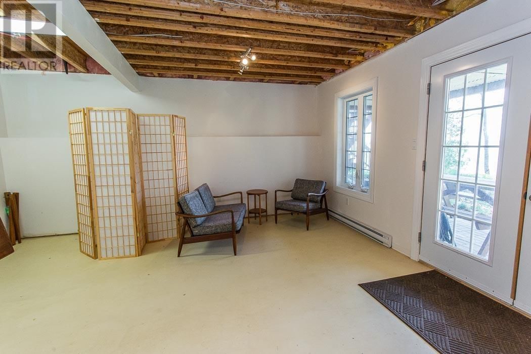 324 WALTONEN RD Image 22