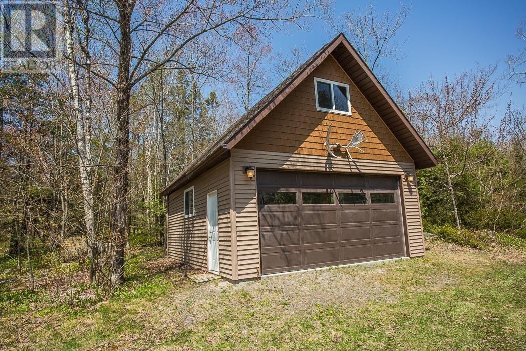 324 WALTONEN RD Image 44