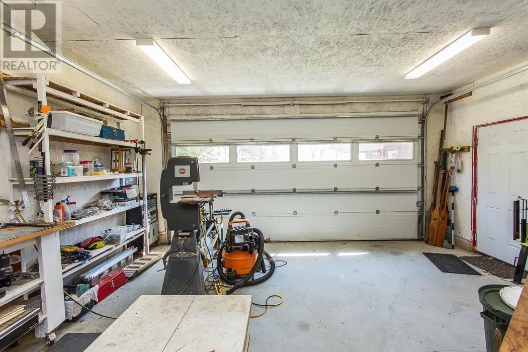 324 WALTONEN RD Image 45