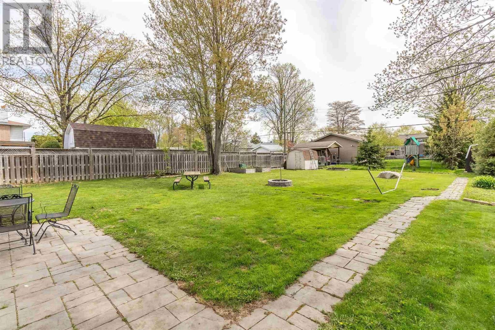 122 NORDEN CRES Image 28