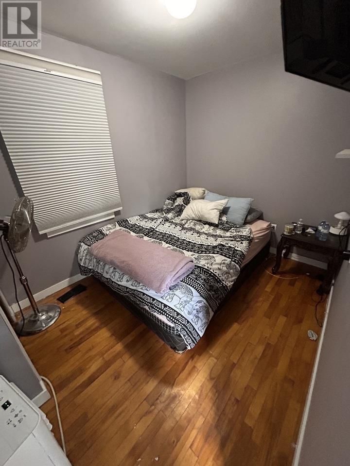 438 SHERBOURNE ST Image 7