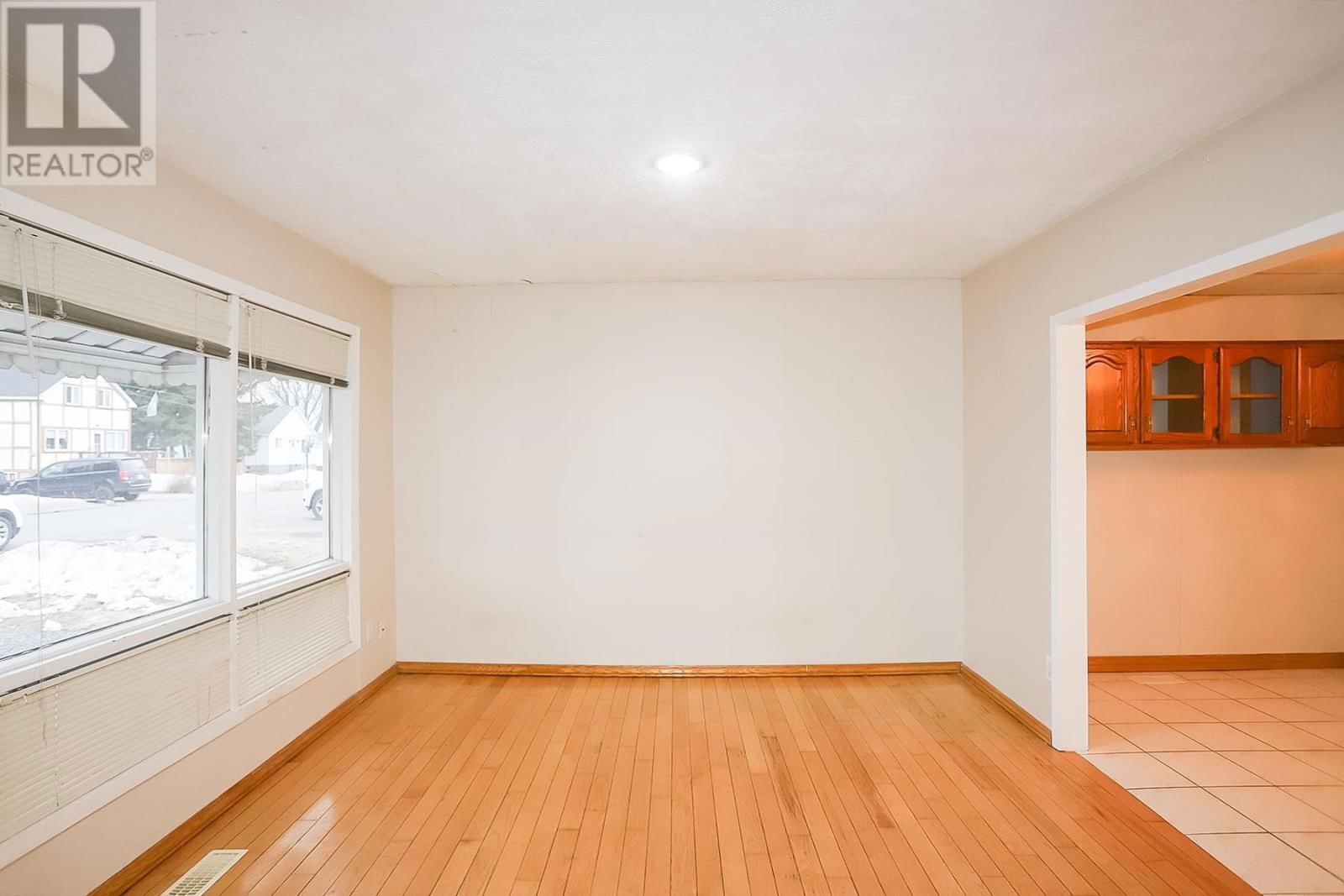 278 SELBY RD Image 21